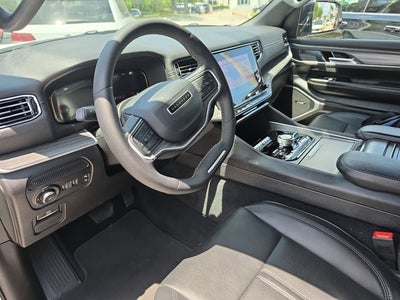 2023 Jeep Wagoneer Series III