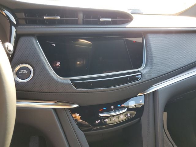 2024 Cadillac XT5 Luxury