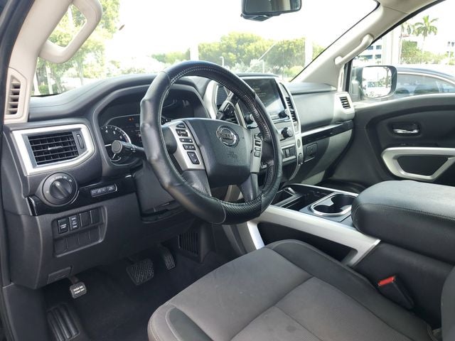 2021 Nissan Titan SV