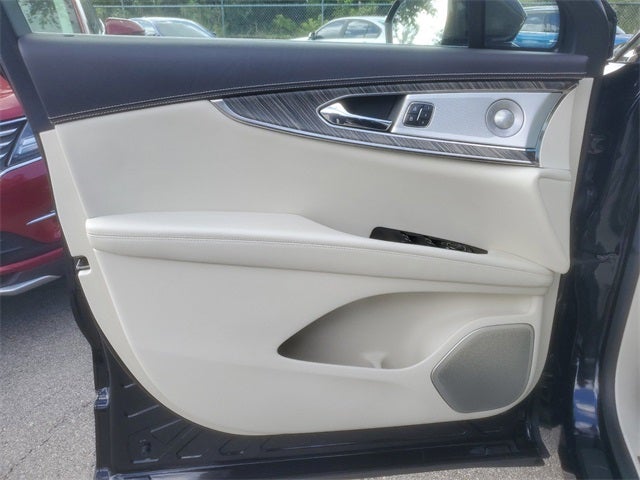 2019 Lincoln Nautilus Black Label