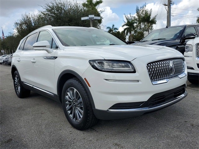 2023 Lincoln Nautilus Standard