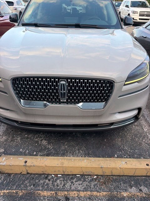 2023 Lincoln Aviator Standard Premium