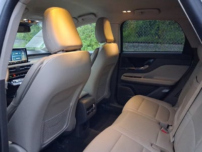 2023 Lincoln Corsair Standard