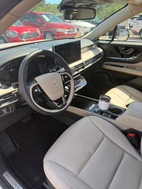 2025 Lincoln Corsair Premiere