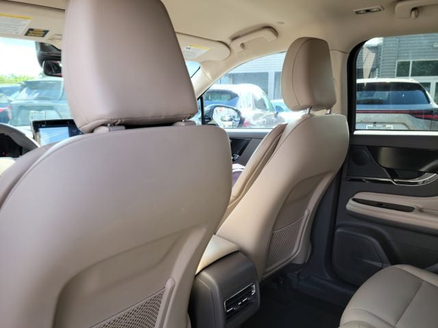 2024 Lincoln Corsair Premiere - Photo 11