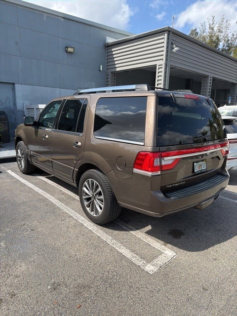 2017 Lincoln Navigator Select