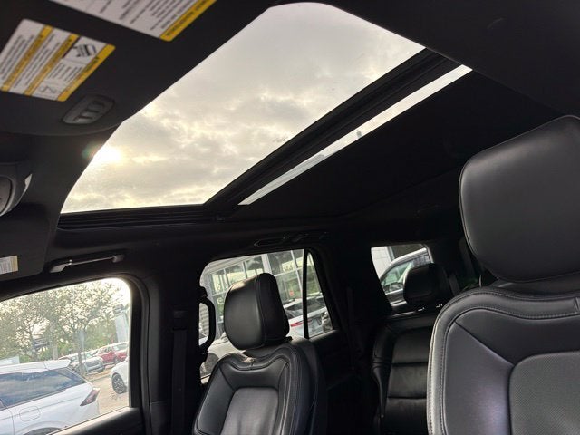 2024 Lincoln Navigator Premiere