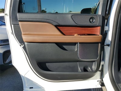 2023 Lincoln Navigator L L Reserve