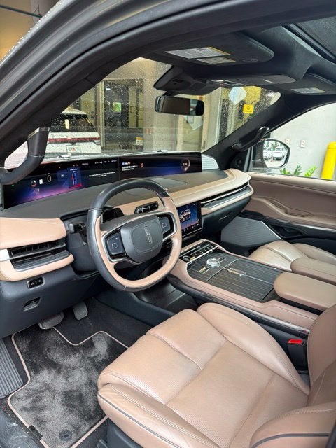 2025 Lincoln Navigator L Black Label
