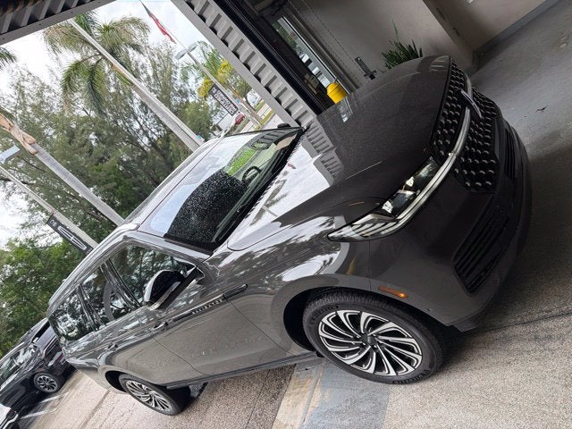 2025 Lincoln Navigator L Black Label