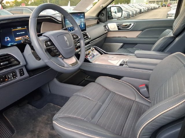2022 Lincoln Navigator L Black Label