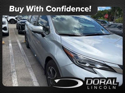 2025 Toyota Sienna Platinum 7 Passenger