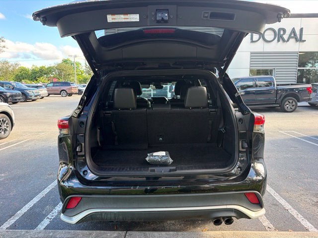 2023 Toyota Highlander XSE