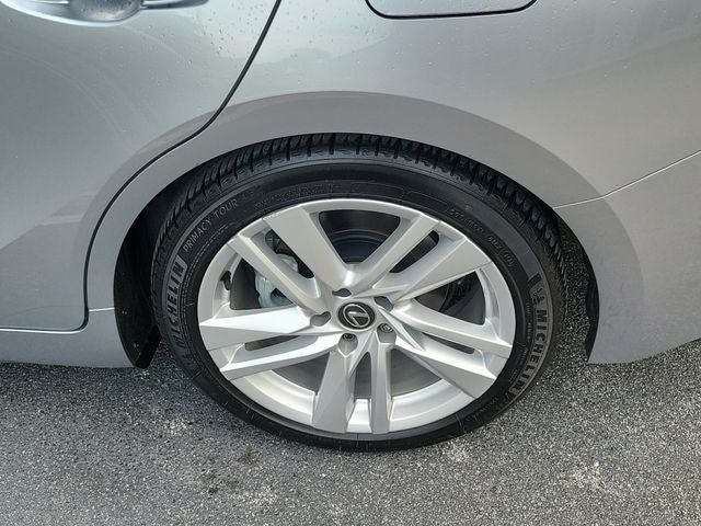 2025 Lexus IS 300