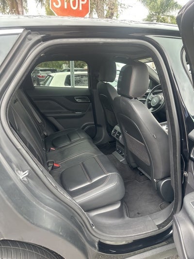 2017 Jaguar F-PACE 35t Prestige