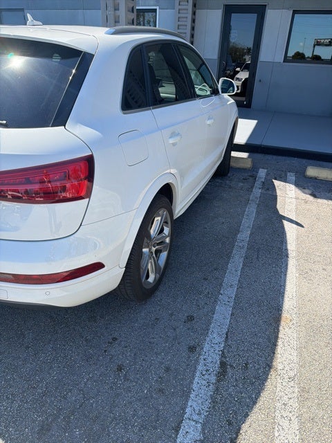 2016 Audi Q3 2.0T Premium Plus FrontTrak