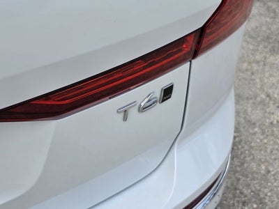 2018 Volvo XC60 T6 Momentum