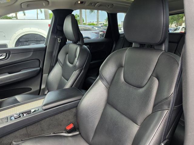 2018 Volvo XC60 T6 Momentum