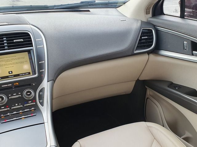 2019 Lincoln Nautilus Select