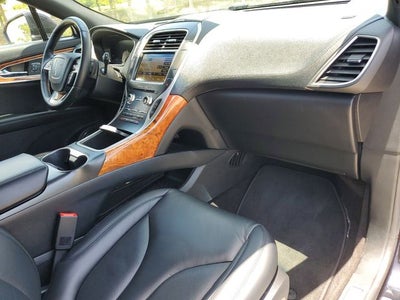 2019 Lincoln Nautilus Select