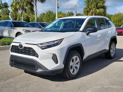 2024 Toyota RAV4 LE