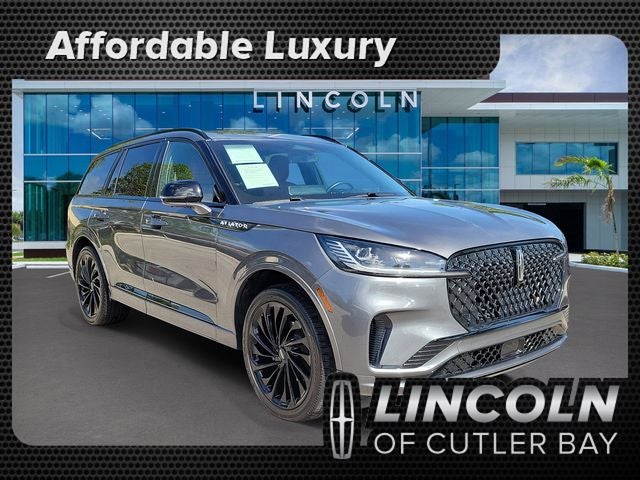 2025 Lincoln Aviator Reserve AWD's photo
