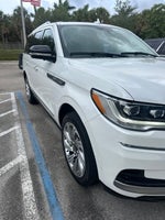 2024 Lincoln Navigator Premiere