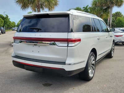 2022 Lincoln Navigator L Reserve