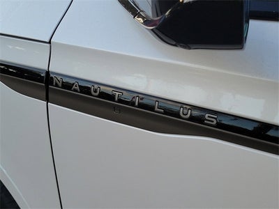 2024 Lincoln Nautilus Black Label