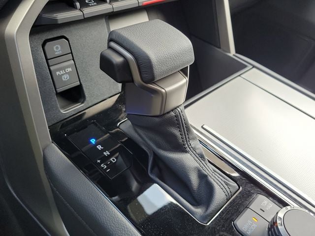 2025 Toyota Sequoia SR5