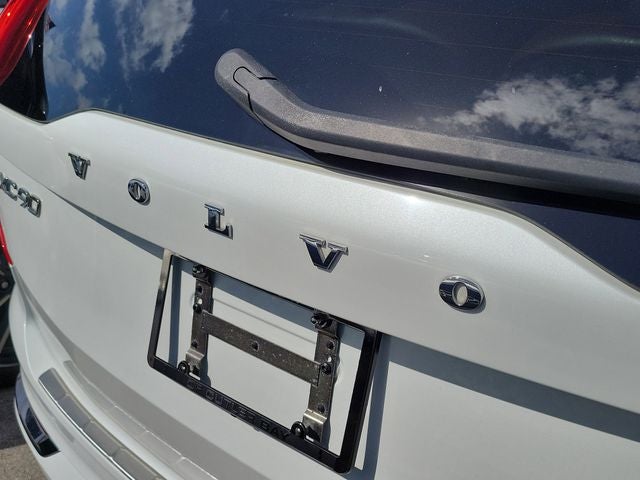 2019 Volvo XC90 T6 Inscription