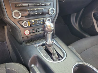 2015 Ford Mustang V6