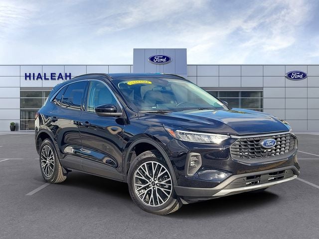 2024 Ford Escape Plug-In Hybrid Base