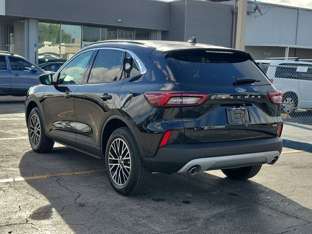 2024 Ford Escape Plug-In Hybrid Base