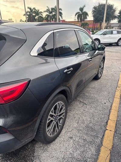 2020 Ford Escape SEL