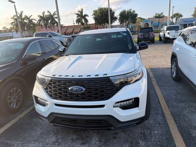 2023 Ford Explorer ST-Line