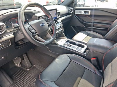 2022 Ford Explorer ST-Line