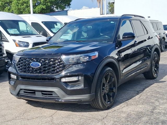 2023 Ford Explorer ST-Line