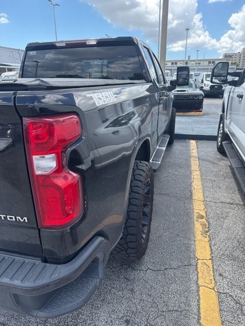2020 Chevrolet Silverado 1500 Custom