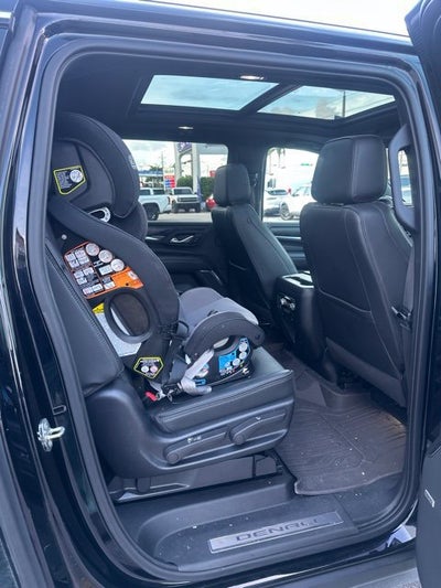 2022 GMC Yukon XL Denali