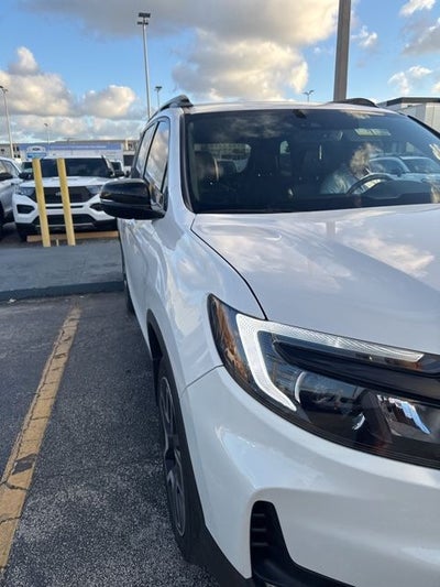 2023 Honda Passport Elite