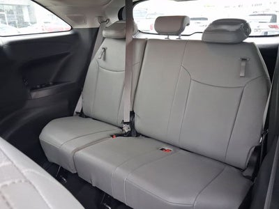 2025 Toyota Sienna XLE 8 Passenger