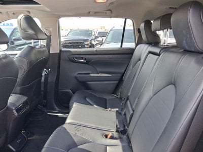 2026 Toyota Highlander XLE