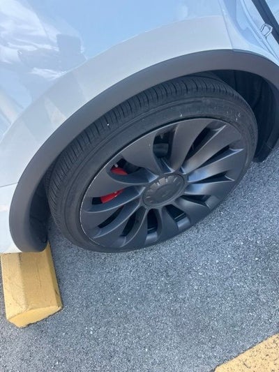 2024 Tesla Model Y Performance