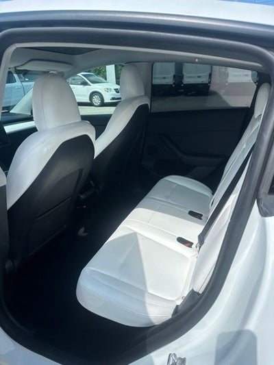2024 Tesla Model Y Performance