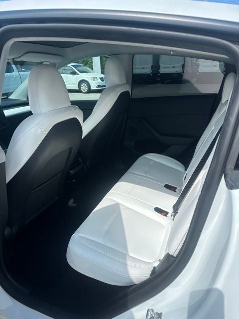 2024 Tesla Model Y Performance