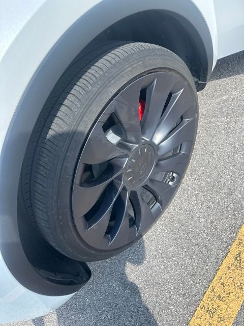 2024 Tesla Model Y Performance