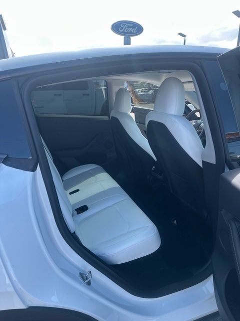 2024 Tesla Model Y Performance