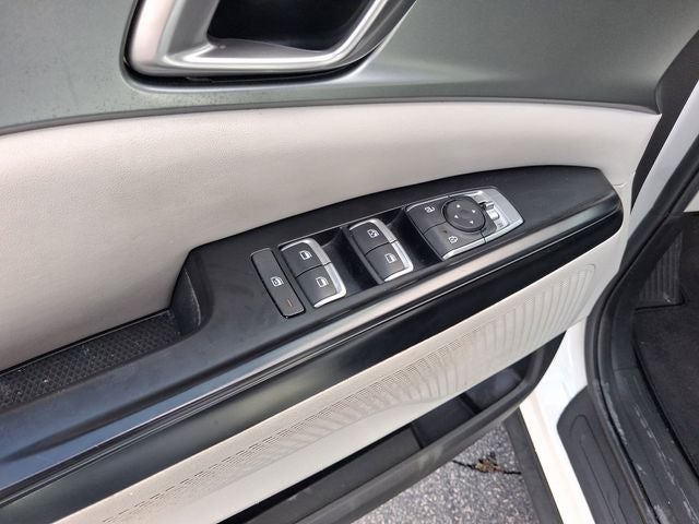 2023 Kia Carnival LX Seat Package