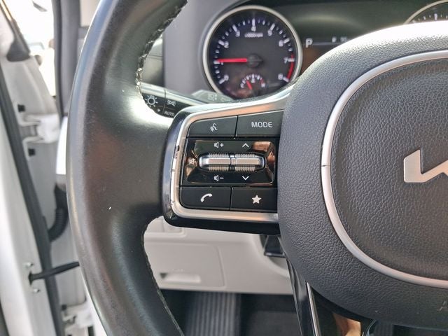 2023 Kia Carnival LX Seat Package